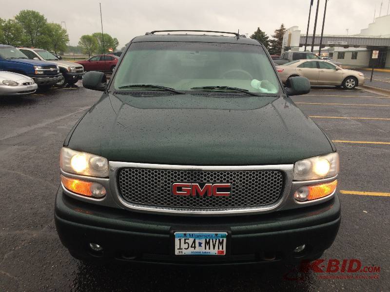 2002 GMC Yukon XL Denali AWD