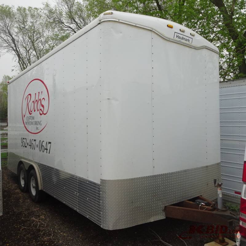 Enclosed trailer