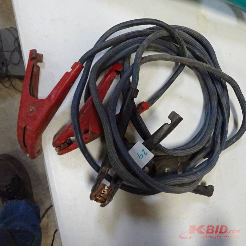 Set of jumper cables