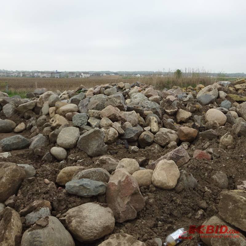 18 ton of field stone
