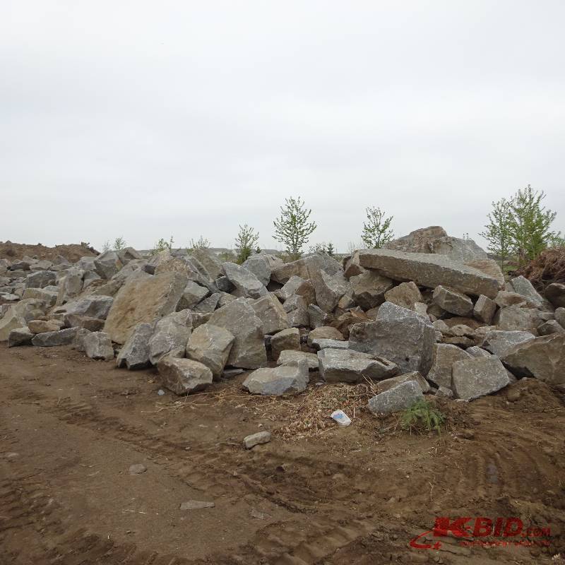 18 ton of granite stone.