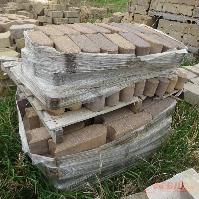 2 pallets of bullet edgers.
