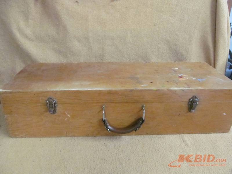 Storage box