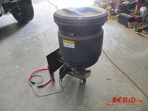 lot 12 image: Buyers Broadcast Fertilizer Spreader