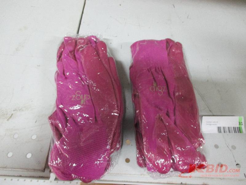 2 New 3-packs of gloves