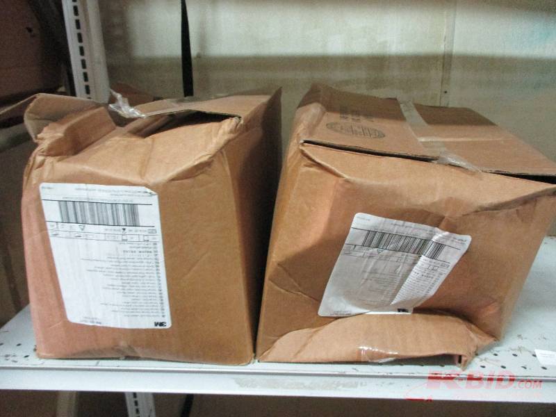 2 Boxes of 3M sponges