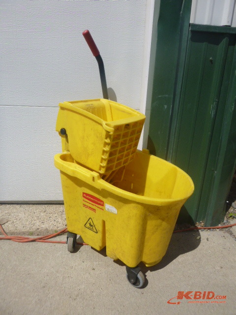 Rubbermaid Mop Bucket