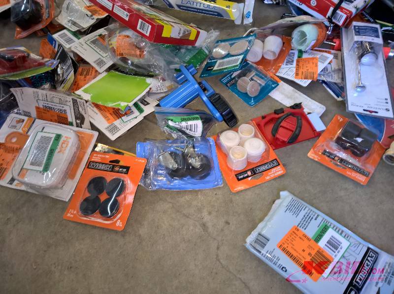 lot 45 image: ENTIRE LOT OF MISC. HOME DEPOT PRODUCTS SEE PICTURES FOR DETAILS
