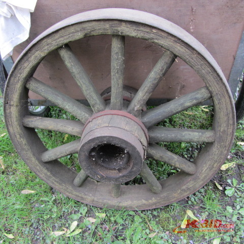 Antique Wagon Wheel