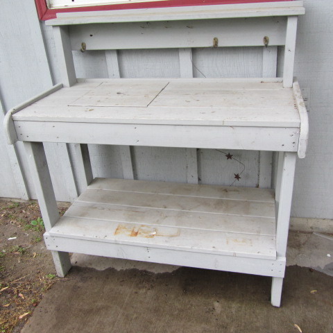 Potting Bench