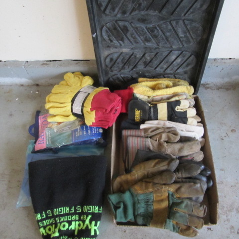 New Gloves, Boot Tray