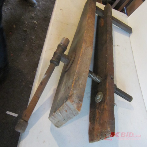 Primitive Wood Clamp