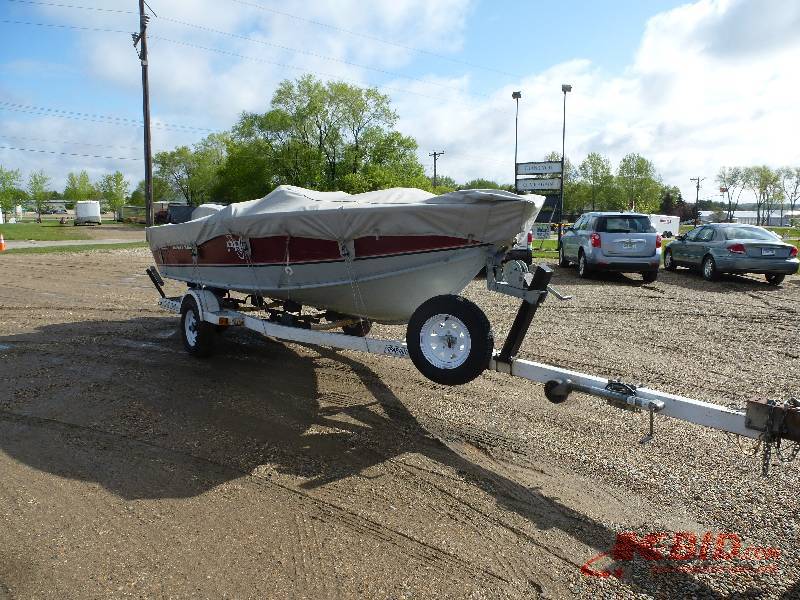 1988 Lund Pro V 1700 Boat