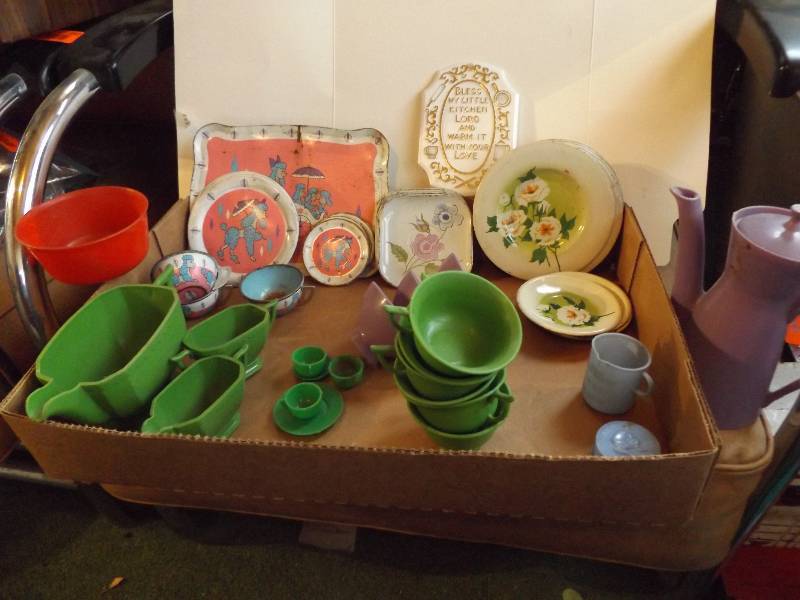 Vintage Childrens Dishes