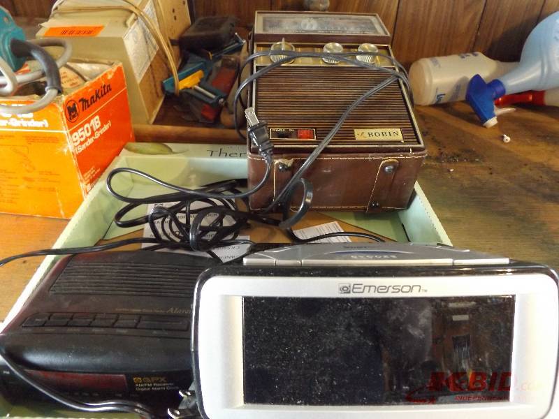 2 Clock Radios and Vintage Robin Radio