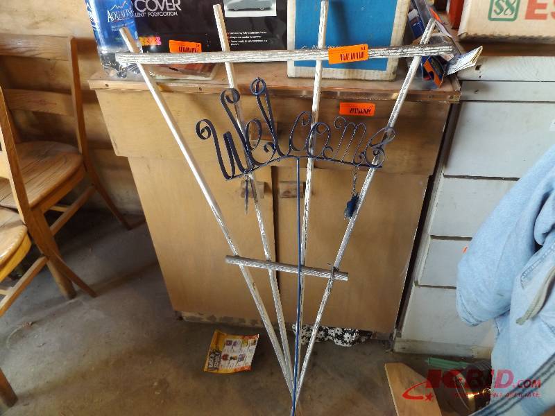 Wood Trellis and Metal Welcome Garden Sign