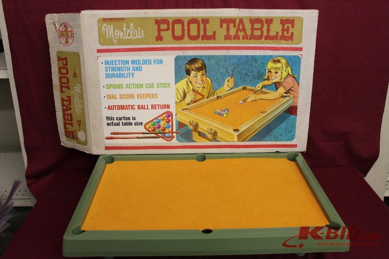 Mini Pool Table