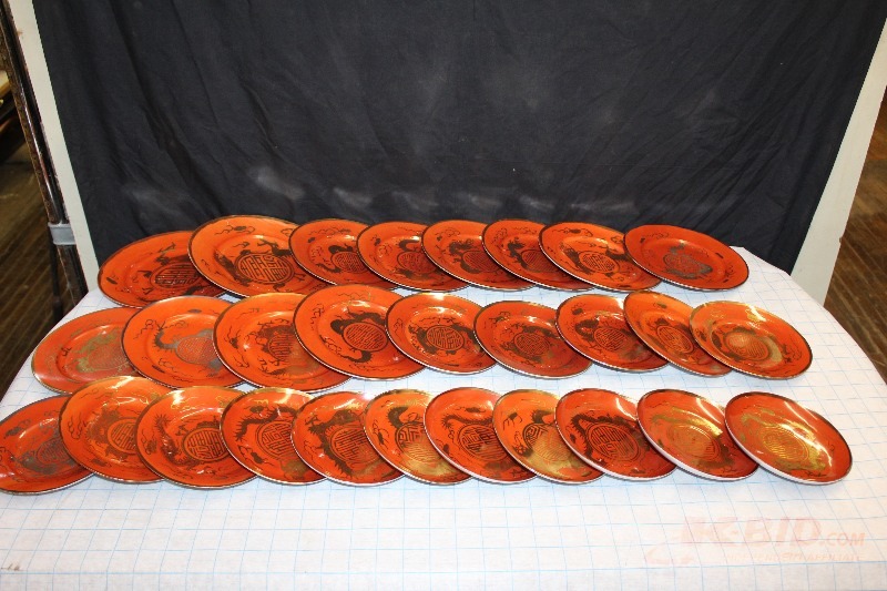 Set of Plates