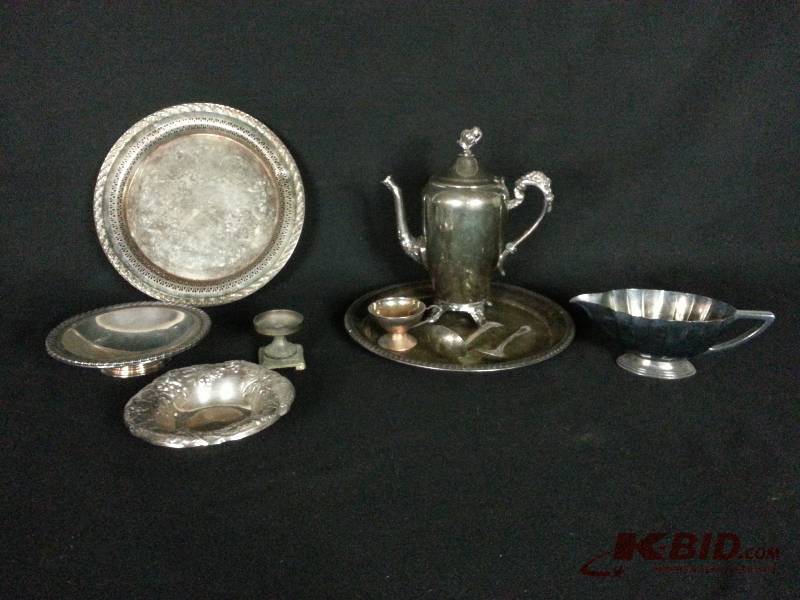 lot 21 image: Lot of (10) Silverplate Service Pieces