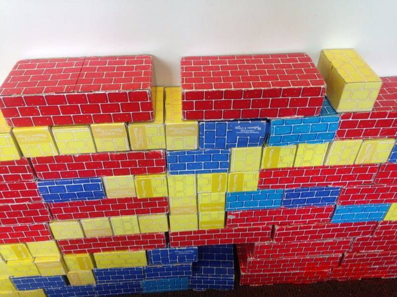lot 13 image: Melissa & Doug cardboard playhouse bricks...