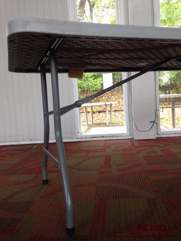 lot 18 image: OfficeStar folding table. Plastic top, metal ...