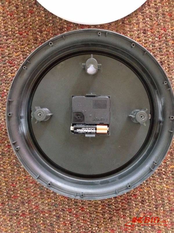 lot 55 image: Lot of (4) battery operated clocks. Face meas...