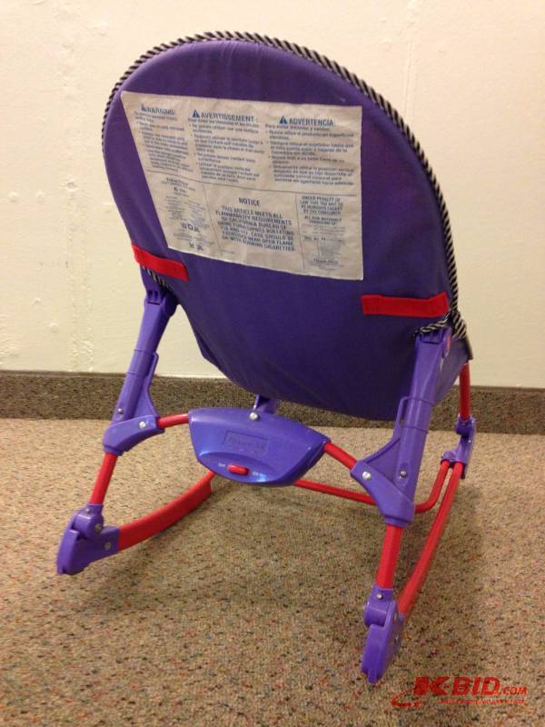 lot 86 image: Fisher Price baby bouncer. Needs batteris. Fa...