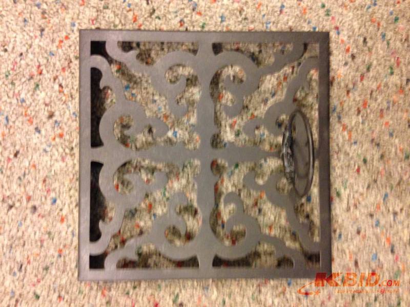 lot 89 image: Lot of (20) metal wall hanging candle holders...