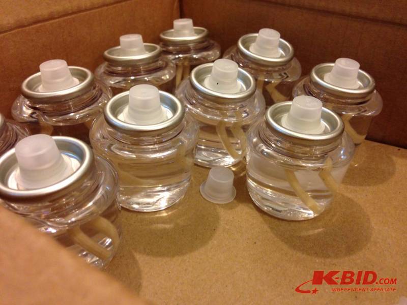 lot 106 image: Lot of (105) new Hollowick 15 hour disposable...