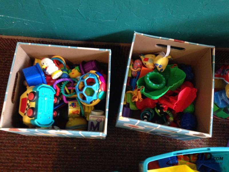 lot 116 image: Mixed lot of childrens toys....