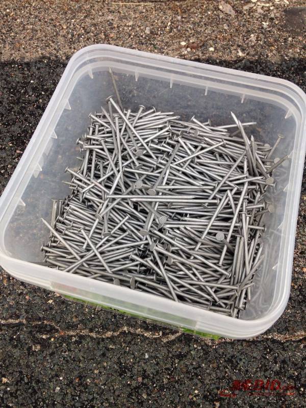lot 153 image: Grip Rite Exterior Galvanized Nails 16d 3.5&...