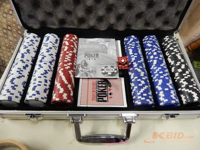 Complete NEW Poker Set