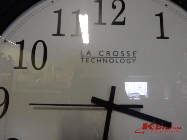 LaCrosse Technology Clock