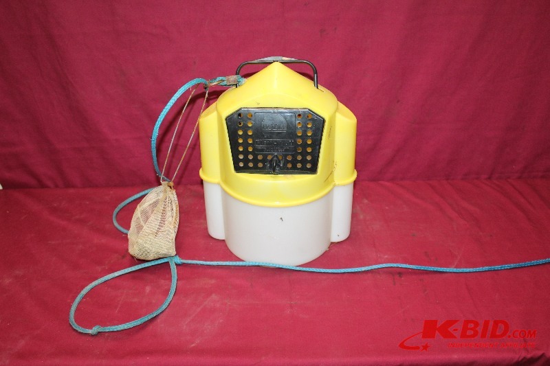 Minnow Container