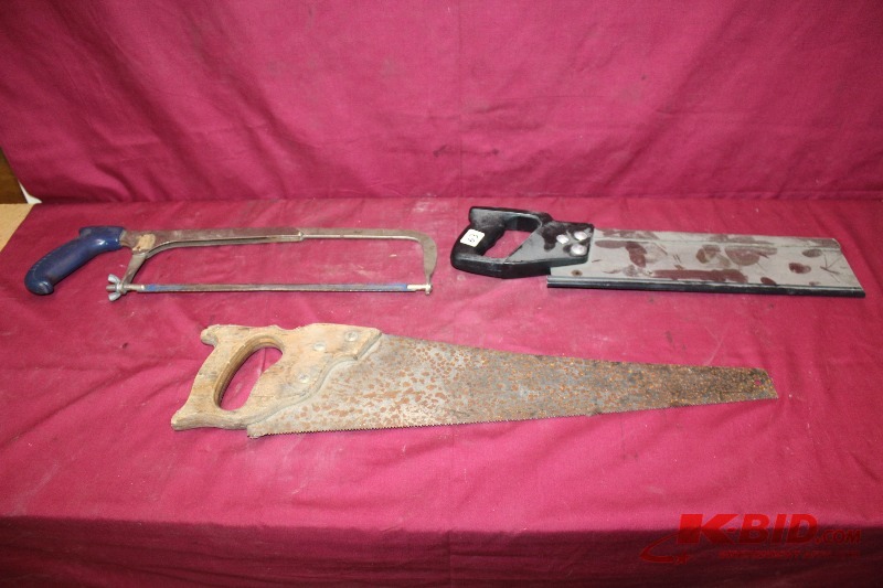 Lot of Handsaws
