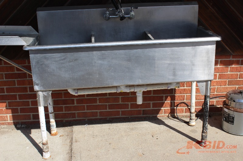 Triple Sinks with LH Drain Board