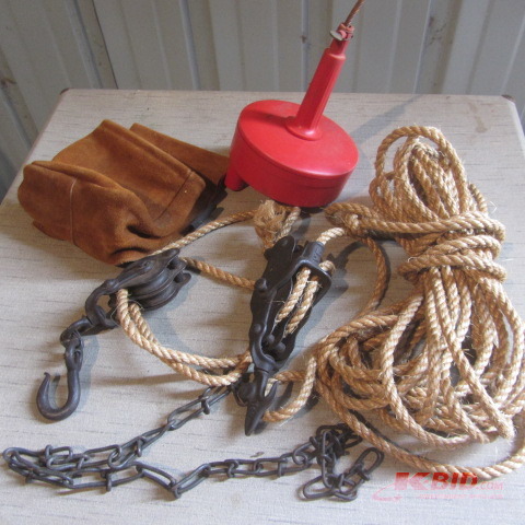 lot 109 image: Plumbing, Rope & Pulley