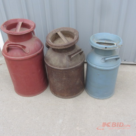lot 112 image: Milk Cans
