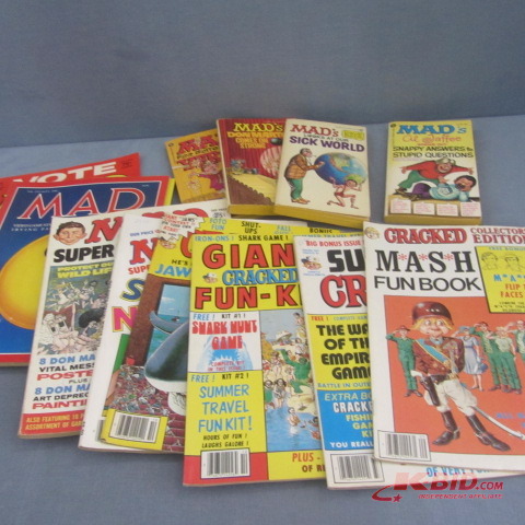 lot 17 image: Mad Magazines