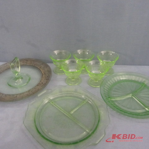 lot 18 image: Depression Glass