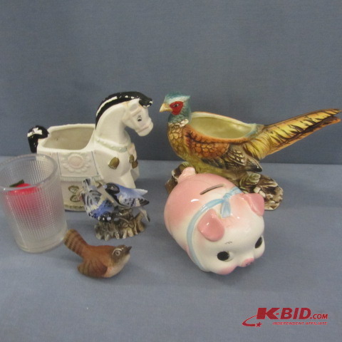 lot 23 image: Planters, Piggy Bank, Birds