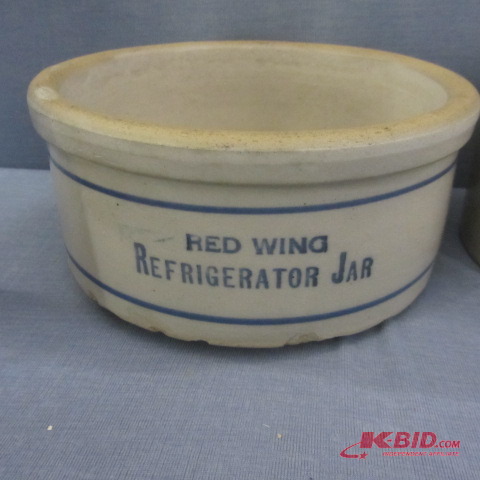 lot 25 image: Red Wing, Crocks, Stoneware