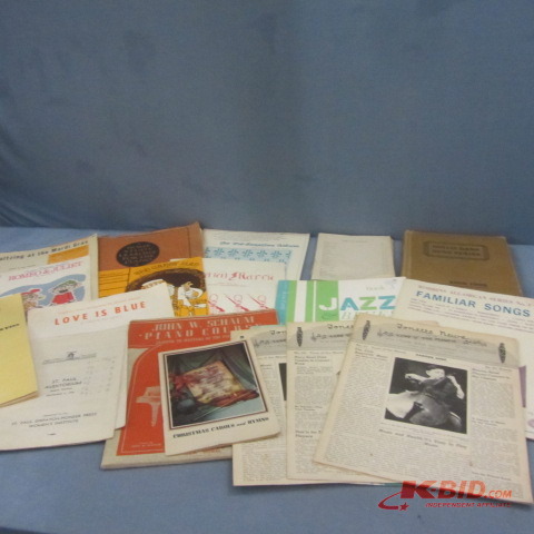lot 37 image: Recorder, Vintage Music Books