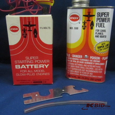 lot 132 image: Battery, Walkie Talkies