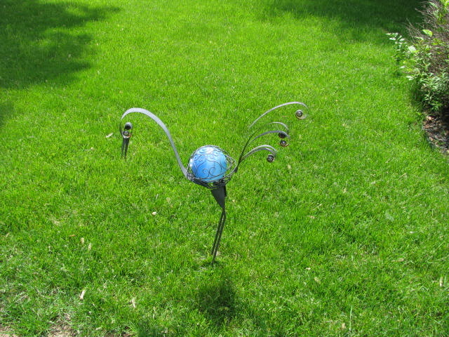 Metal yard art