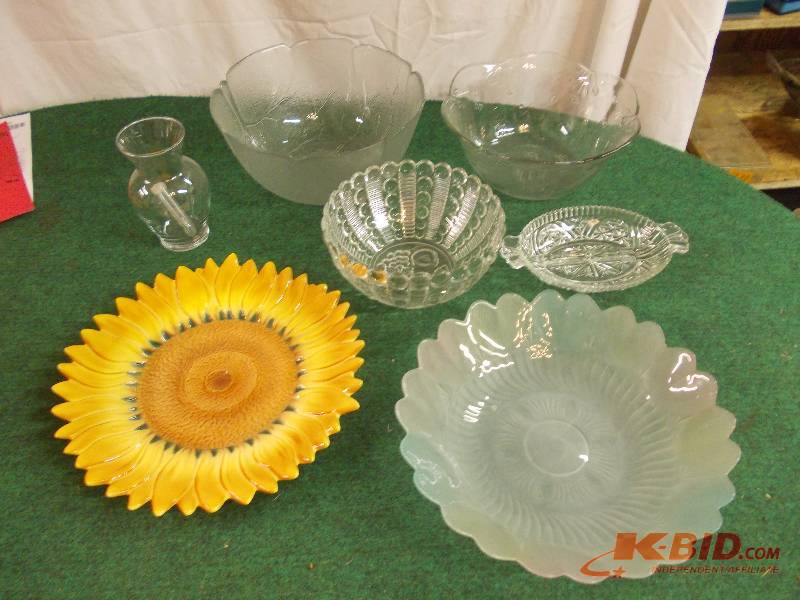 Box Lot - Large Glass Serving Bowls