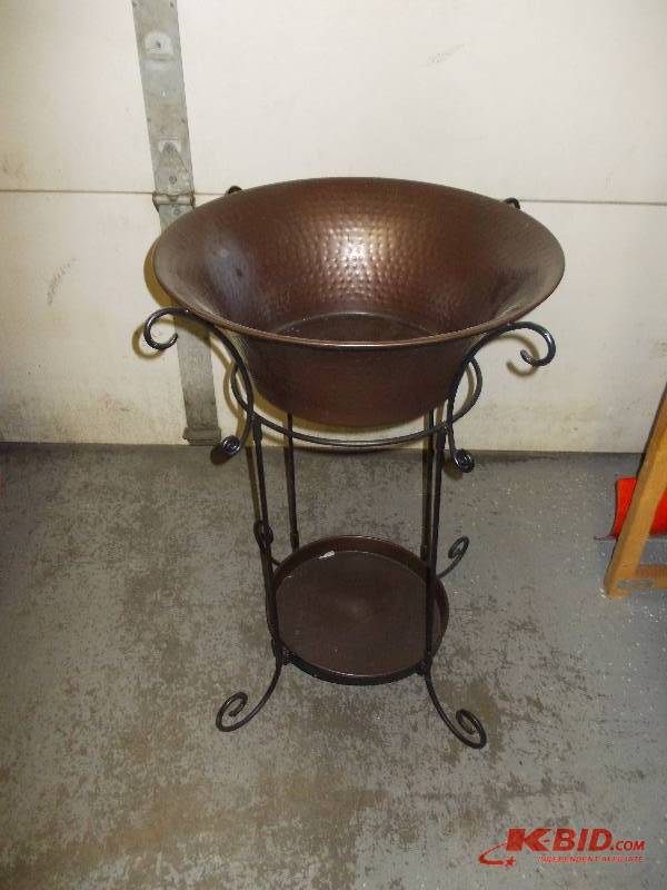 Hammered Metal Serving Stand