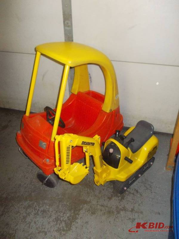 Little Tikes Cozy Coupe & Excavator