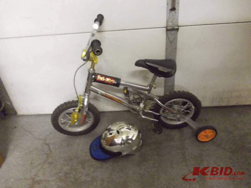 Boys Bike & Helmet
