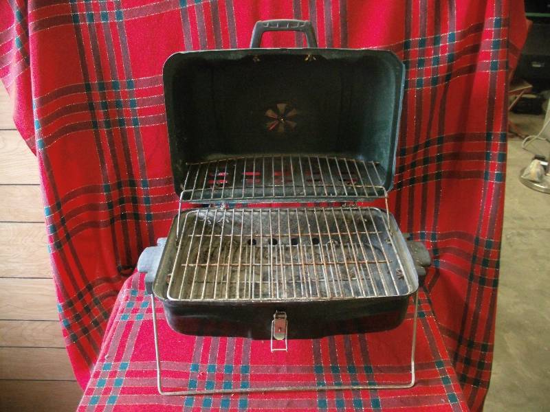 Portable Charcoal Grill